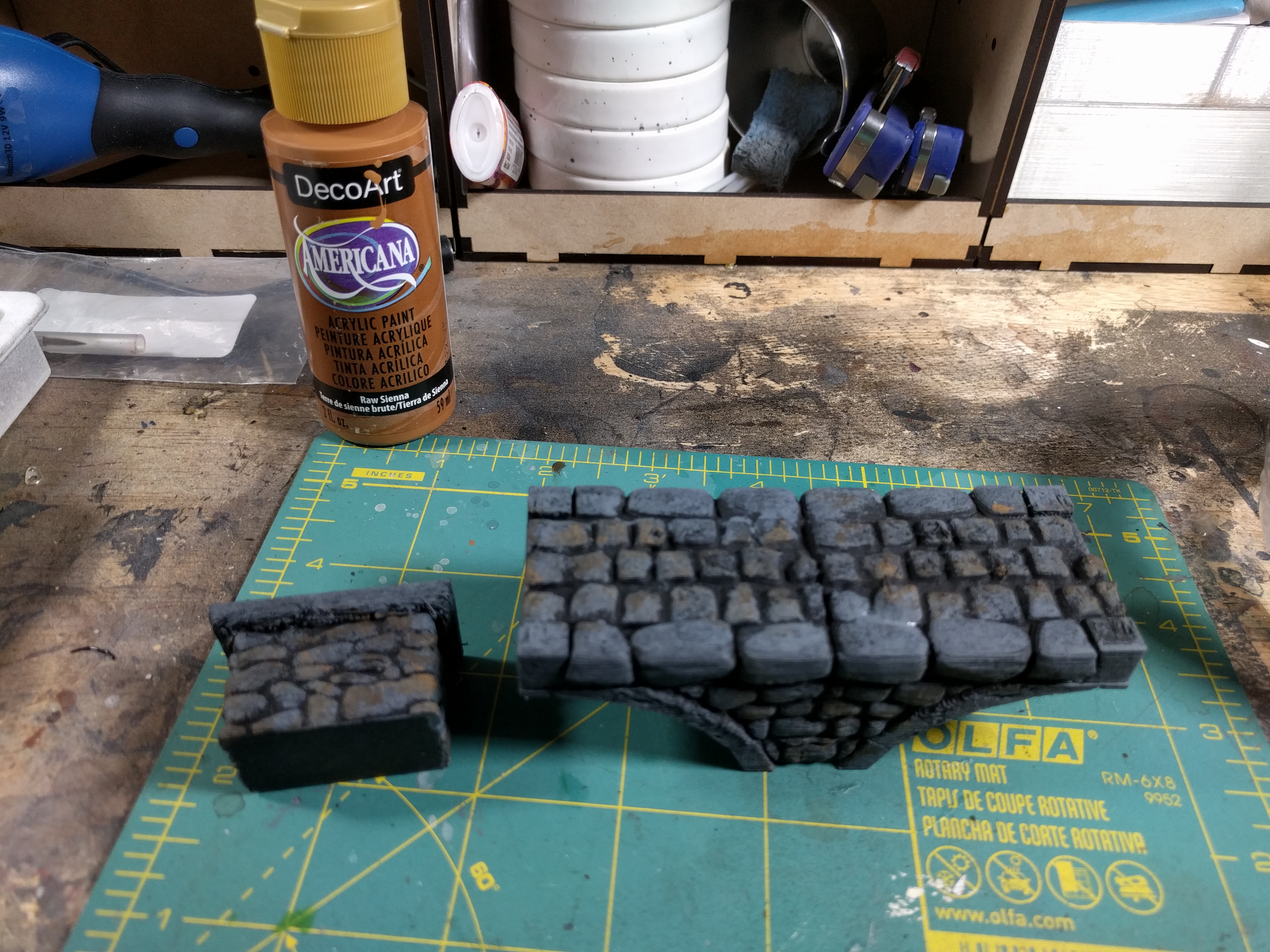 Raw Sienna